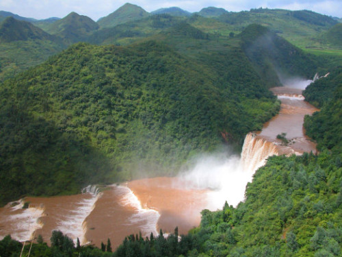 罗平九龙瀑布群风景区