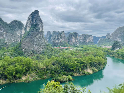 龙江第一湾景区