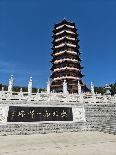 明月禅寺-万佛琉璃宝塔