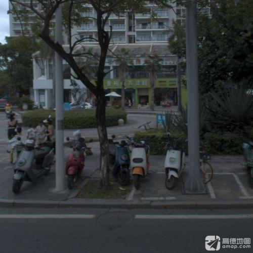 香柏树百货超市(蓝色海岸店)