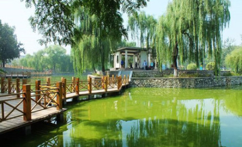 东风公园