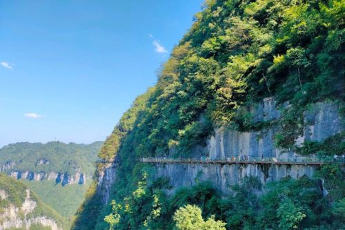 矮寨·十八洞·德夯大峡谷景区