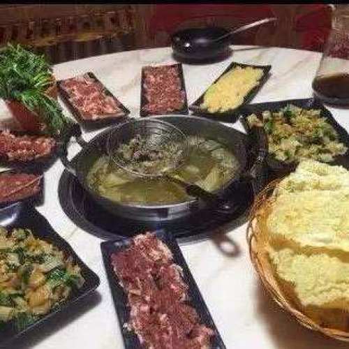 荣达潮汕牛肉火锅(海棠湾藤桥店)