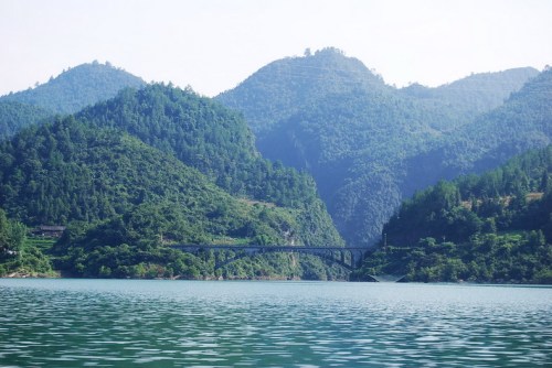 双龙湖景区[湖北恩施双龙湖景区]
