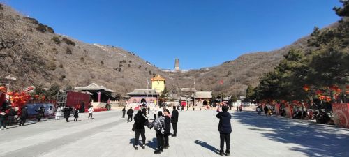 朝阳凤凰山风景区-佛宝塔