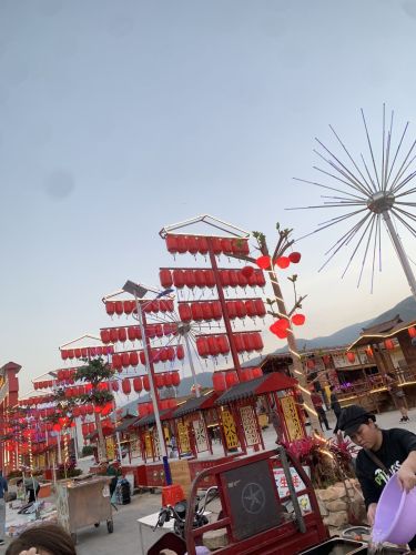 美丽春天夜市