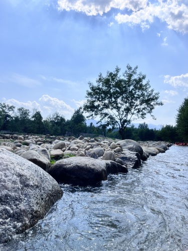 尧山大峡谷漂流