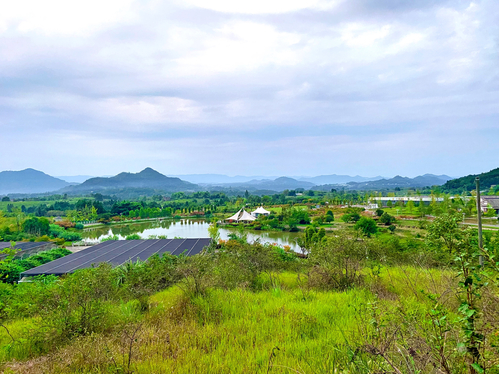 七彩佛龛景区