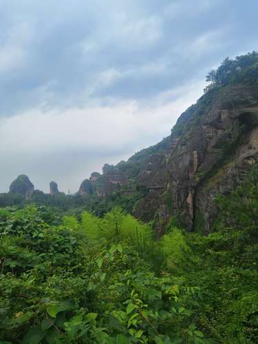 象鼻山游览区