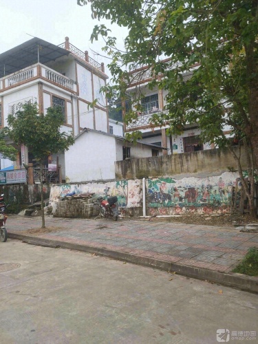 五指山水满乡凤姐杂货店
