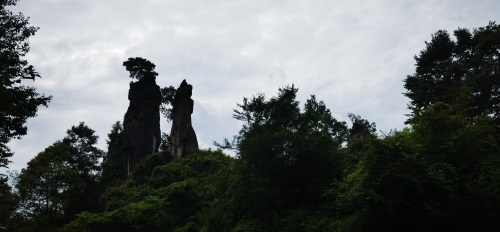 通江县唱歌石林旅游景区