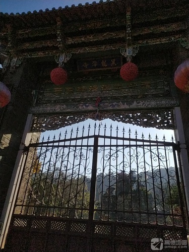 云南丰泽源植物园-黑龙潭寺