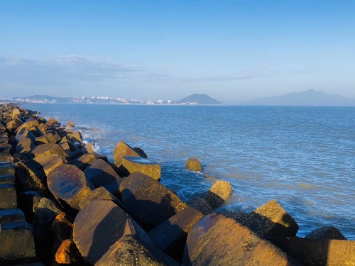 东海岸大道堤坝观景点