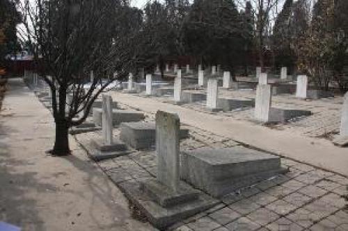 八一烈士陵园