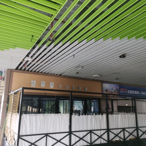 室内步行街(新城吾悦广场店)