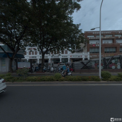 海品汇(解放路步行街店)