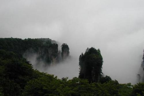 张家界神堂湾