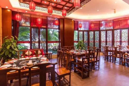 采菊南山·重庆火锅(大东海店)