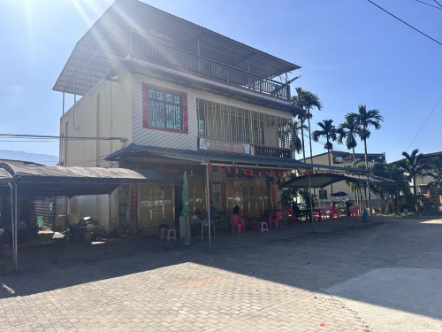 向尚早餐店