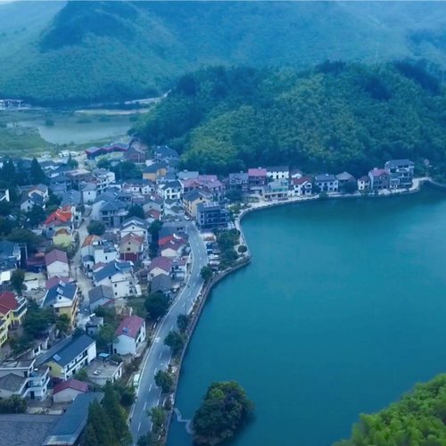 安吉浪漫山川景区