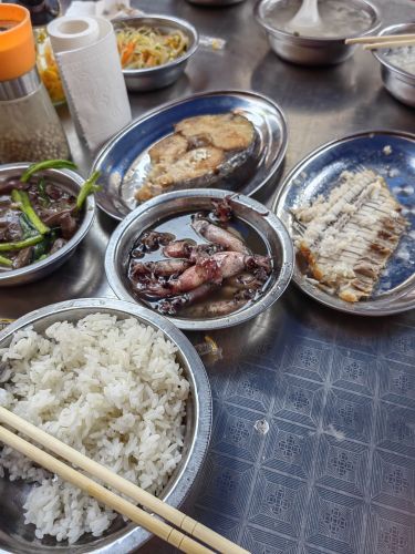 小华餐饮店