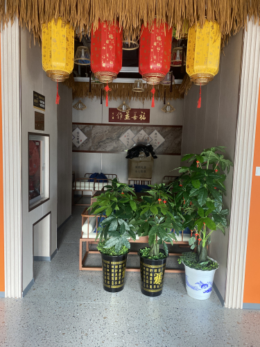 望云湘餐厅