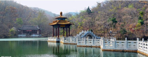深秀湖