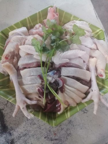 阿健椰子鸡店