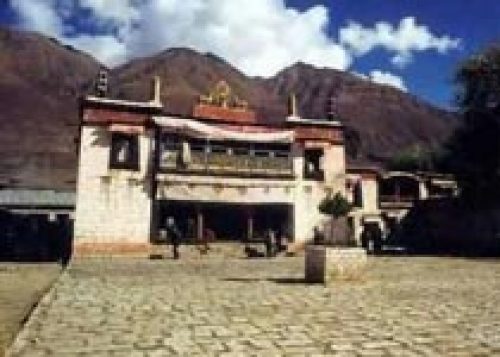 琼果杰寺