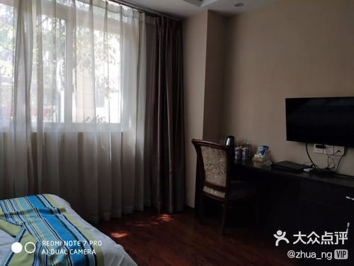 重庆豪川酒店(泽恺半岛店)的第2张图片的图片资料
