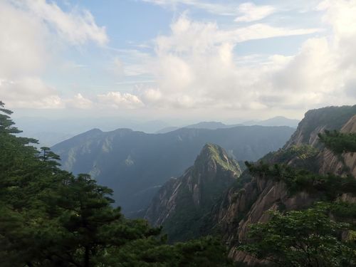 黄山-送客松