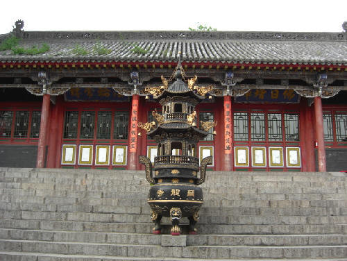 藏龙寺[辽宁本溪市溪湖区藏龙寺]