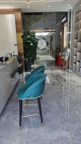 强辉精工砖(三亚河东路店)