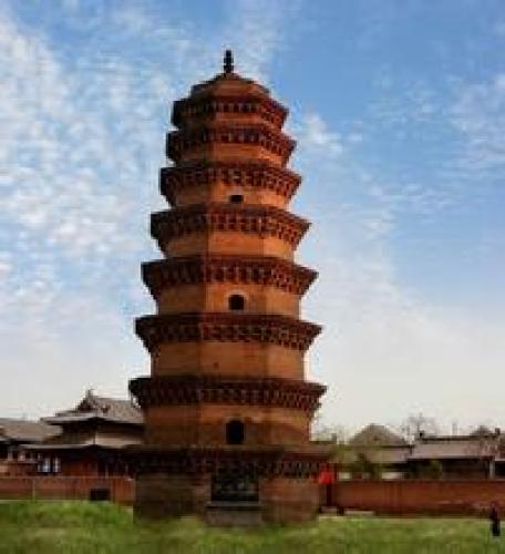 胜果寺塔
