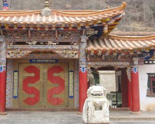 峡群寺森林公园