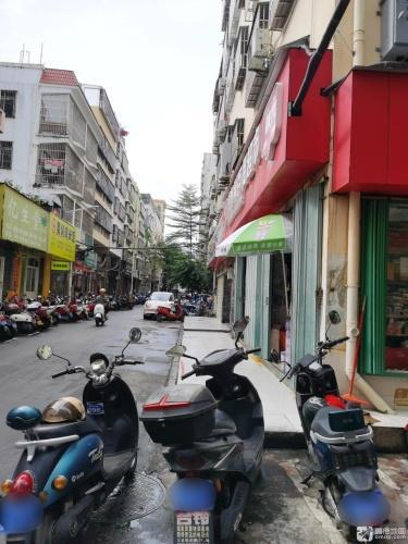 惠加利百货超市(港门村一路四巷店)