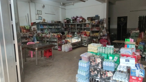 和富村便利店