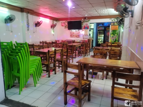 老六烧烤店(易美佳商厦店)