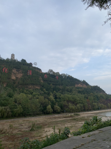 甘泉湖旅游景区