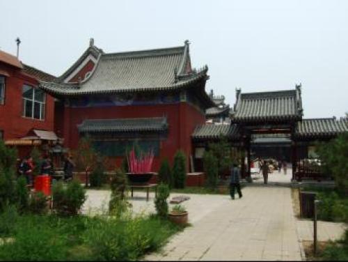 千手千眼观音院