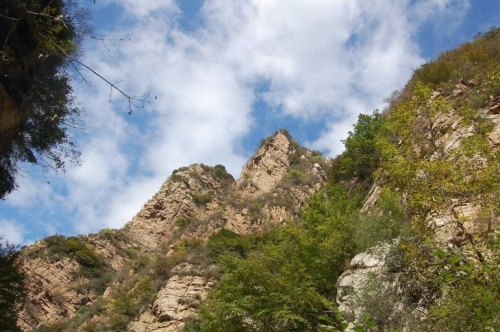 青松岭大峡谷景区