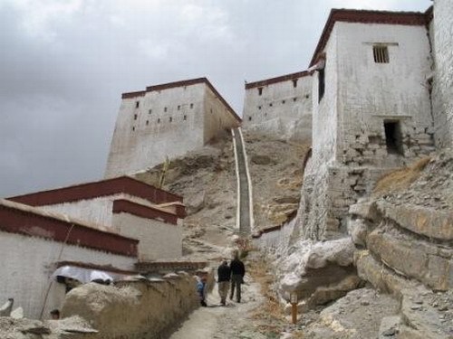 协格尔曲德寺