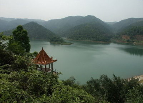 鹤山市大雁山风景区