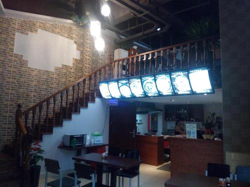 何记天机抱罗粉餐厅(海口观澜湖新城上东区店)