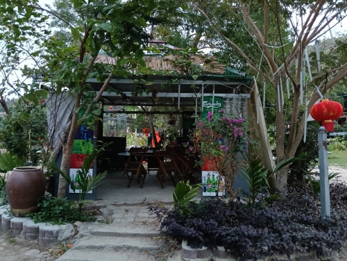小海烧烤店