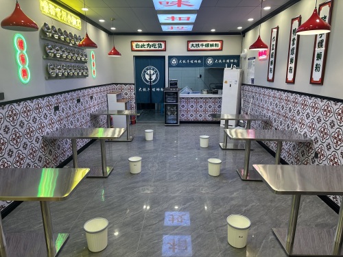 融柳大铁牛螺蛳粉(海南儋州解放南路店)