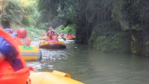 慈利县岩泊渡桃水溪漂流