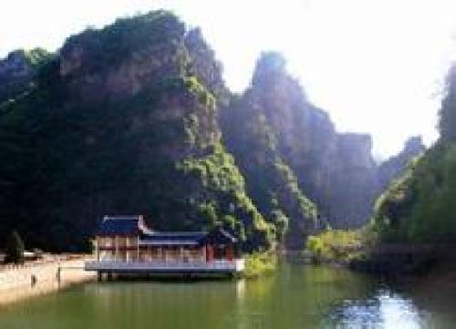 白蛇谷自然风景区