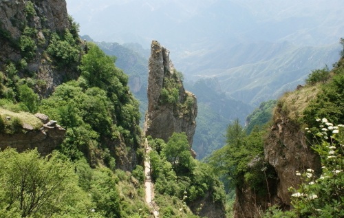 白石山[河北涞源县景点]