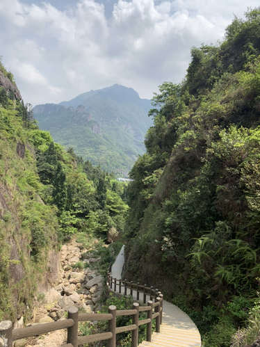 雁荡山飞拉达